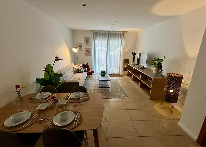 Casa Tita - Exclusivo Con Gran Terraza Y Vistas A La Piscina En * Льорет-де-Мар