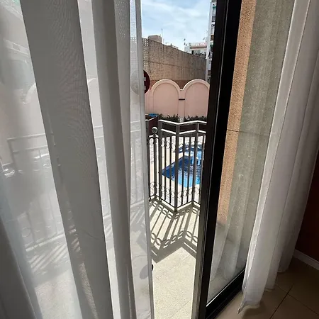 Casa Tita - Exclusivo Con Gran Terraza Y Vistas A La Piscina En Apartment Lloret de Mar
