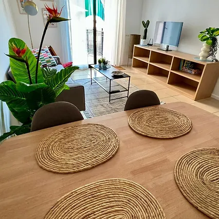 Casa Tita - Exclusivo Con Gran Terraza Y Vistas A La Piscina En Lloret de Mar